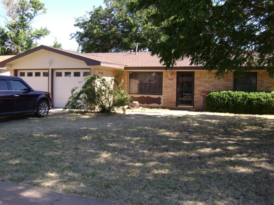 5429 33rd St in Lubbock, TX - Building Photo