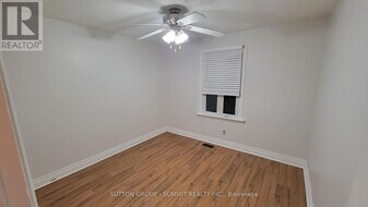 177 Mill St in Essa, ON - Building Photo