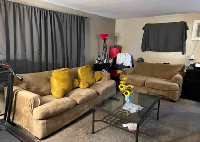 property at 1327 3rd Ave SW
