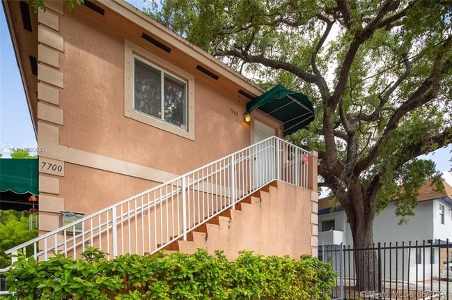7702 NE 3rd Ct-Unit -0 in Miami, FL - Building Photo - Building Photo