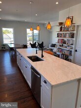 3542 Warder St NW-Unit -301 in Washington, DC - Building Photo - Building Photo