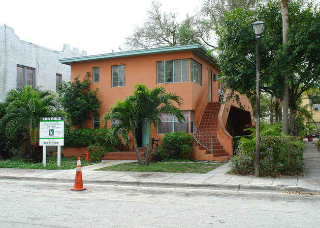 28 NE 41st St in Miami, FL - Foto de edificio - Building Photo