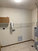 1300 N 7th St, Unit D in Desoto, MO - Building Photo - Building Photo