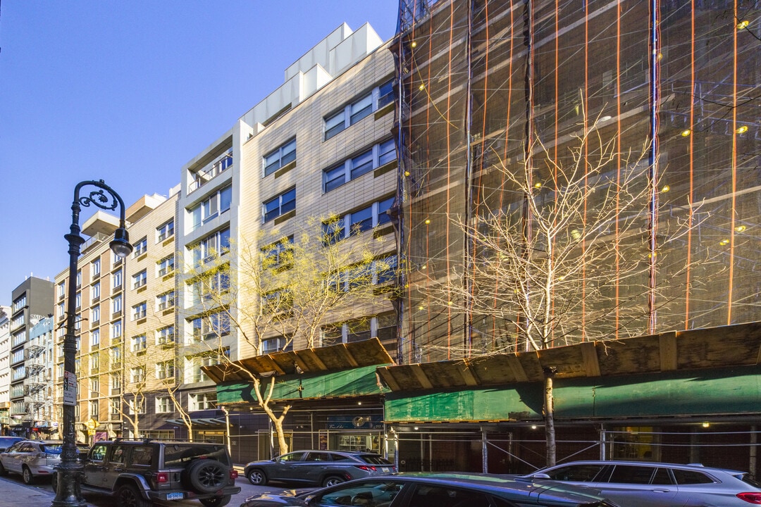 50 Orchard St in New York, NY - Building Photo