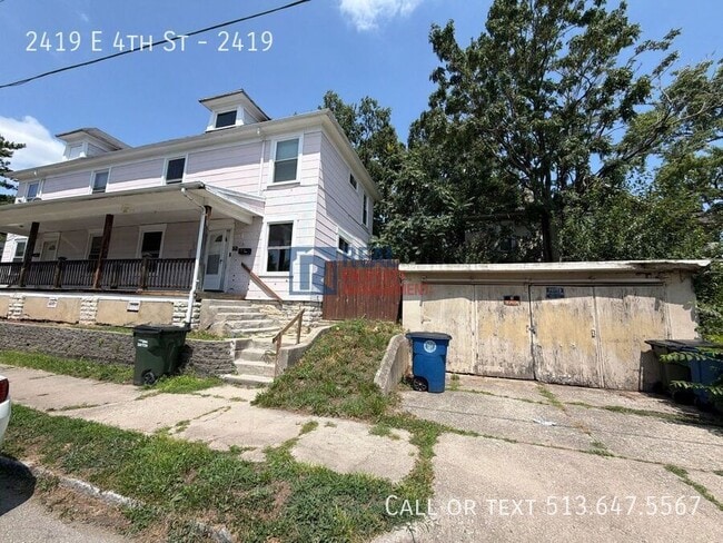 2419 E 4th St