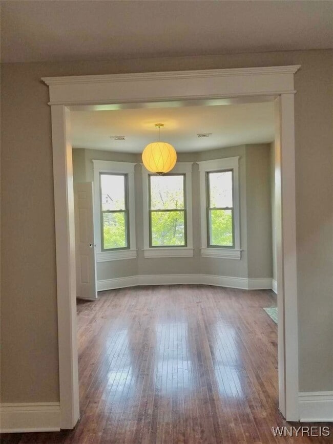 72 Tracy St in Buffalo, NY - Building Photo - Building Photo