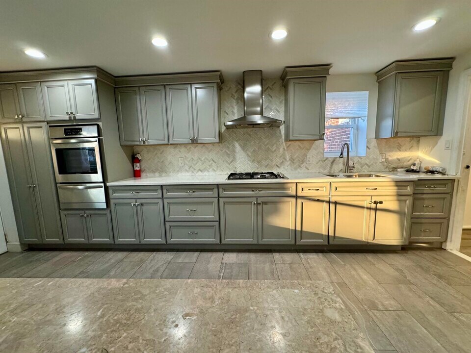 459 John F. Kennedy Blvd in Bayonne, NJ - Building Photo