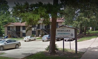 1388 Adickes Allee St in Hemphill, TX - Building Photo