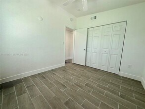 3460 Normandy Dr in Port Charlotte, FL - Building Photo - Building Photo