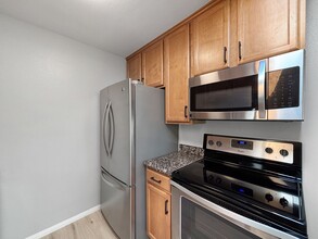 6401 Mt Ada Rd in San Diego, CA - Building Photo - Building Photo