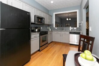 Room in Townhome on Austin Park Cir in Decatur, GA - Building Photo - Building Photo