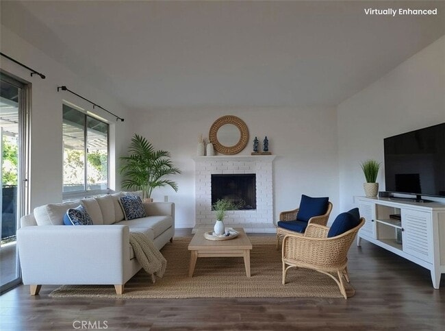 2117 Via Puerta, Unit Q in Laguna Woods, CA - Foto de edificio - Building Photo