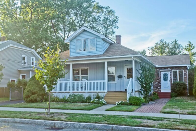 52 Ludger Ave in Chicopee, MA - Building Photo