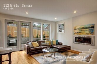 112 N 41st St in Seattle, WA - Building Photo - Building Photo