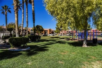 4730 E Craig Rd in Las Vegas, NV - Building Photo - Building Photo