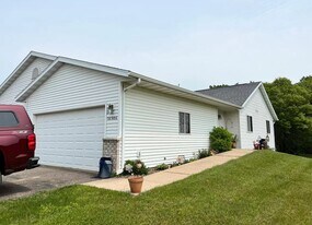 16986 54th Ave in Chippewa Falls, WI - Building Photo