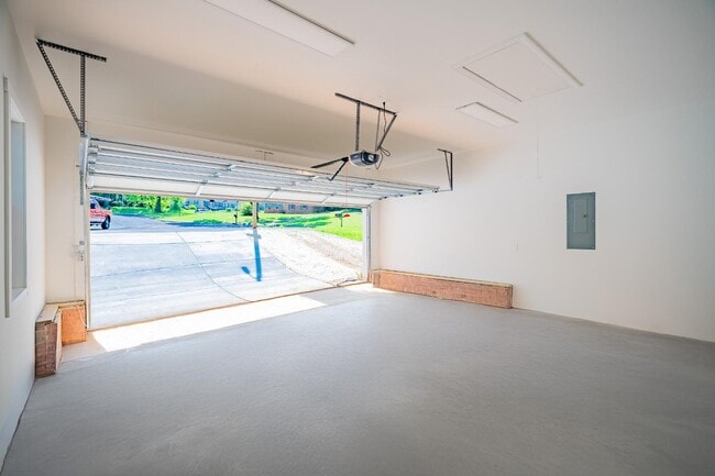 6 Teaberry Ct in Greensboro, NC - Building Photo - Building Photo