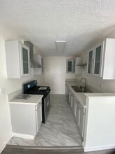 3311 Rowena Ave in Los Angeles, CA - Building Photo - Building Photo