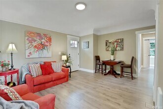 3819 21st Ave SW in Seattle, WA - Building Photo - Building Photo