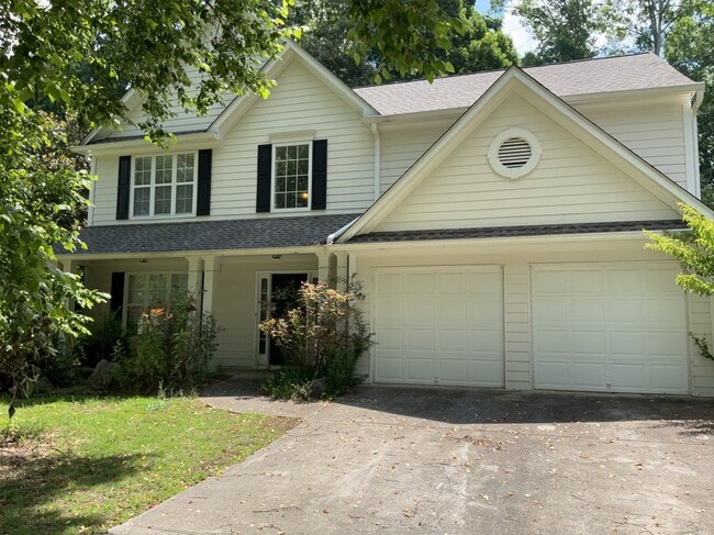 property at 920 Underhill Ct