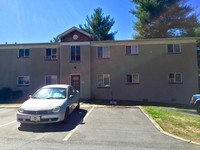 15 Arden Rd in Asheville, NC - Foto de edificio - Building Photo