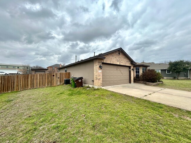 2736 Breezy Point Cove in Round Rock, TX - Building Photo - Building Photo