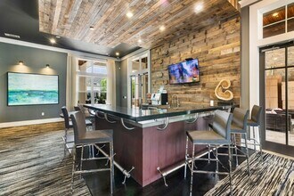Realm at Patterson Place in Durham, NC - Foto de edificio - Building Photo