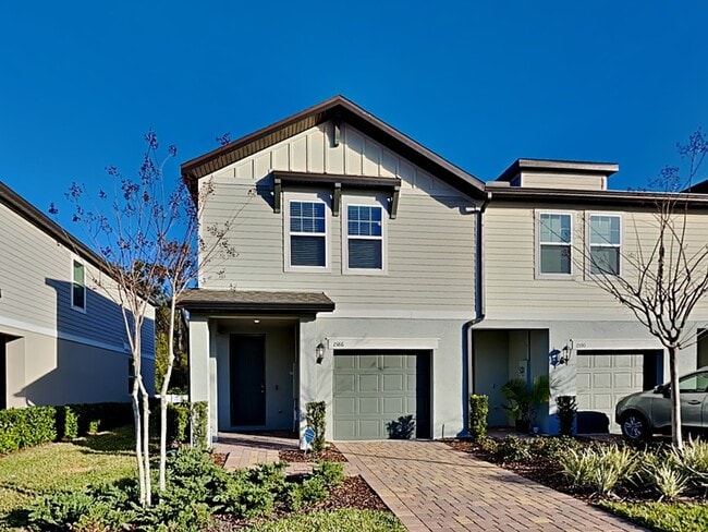 property at 1586 Grand Rue Dr