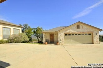 16270 Revello Dr in Helotes, TX - Building Photo - Building Photo