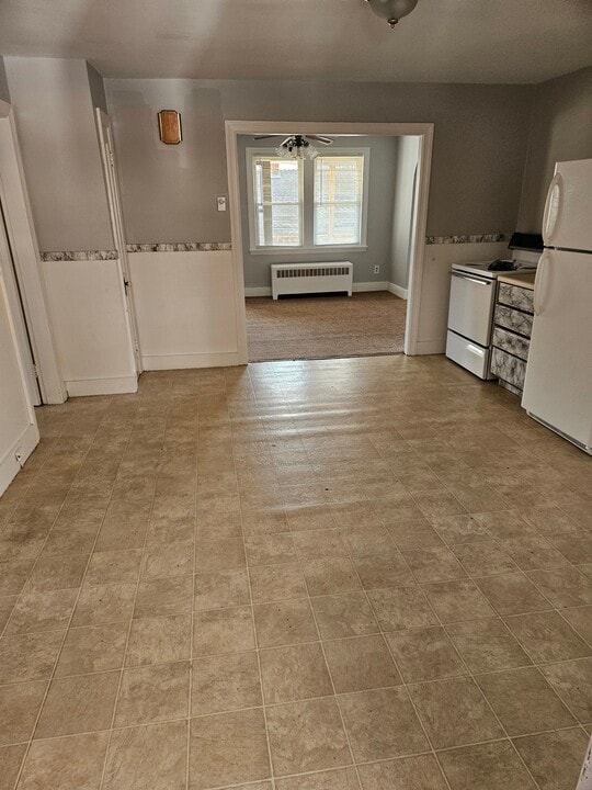 61 Fiske St, Unit 61 fiske Street in Southbridge, MA - Building Photo