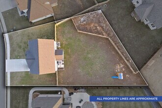 331 Bluebriar Trace in Clarksville, TN - Building Photo - Building Photo