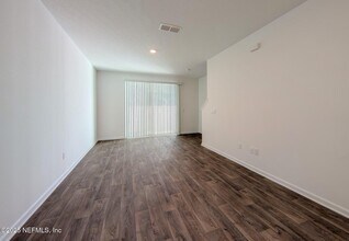 5938 Lakeside Dr in Jacksonville, FL - Building Photo - Building Photo