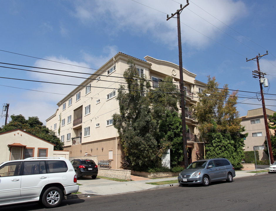 Corinth in Los Angeles, CA - Foto de edificio