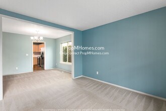 17149 NW Elk Run Dr in Beaverton, OR - Building Photo - Building Photo