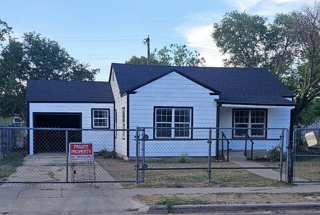 property at 1508 24th St