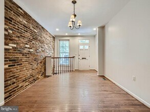 827 S Charles St in Baltimore, MD - Building Photo - Building Photo