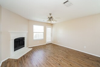 2033 Club Oak Dr in Forney, TX - Building Photo - Building Photo