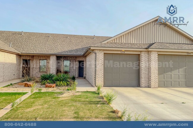 1254 N 7th St in Wolfforth, TX - Building Photo - Building Photo