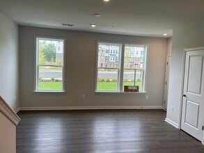 9279 Magellan Pkwy in Glen Allen, VA - Building Photo - Building Photo