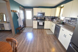 610 Elizabeth St in Linden, WI - Building Photo - Building Photo