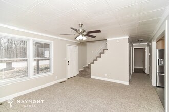 2044 Dinsmore Rd in Clarksville, TN - Building Photo - Building Photo