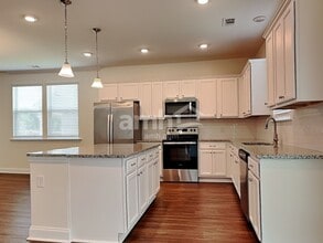 207 Parkside Blvd in Savannah, GA - Building Photo - Building Photo