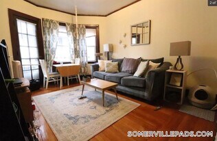 163 Summer St, Unit 7 in Somerville, MA - Building Photo