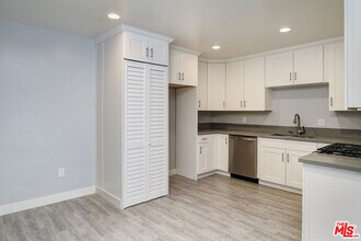 1451 E Wilson Ave in Glendale, CA - Building Photo - Building Photo