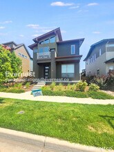 5470 Trenton St in Denver, CO - Building Photo - Building Photo