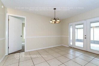 11377 Brookgreen Dr in Tampa, FL - Building Photo - Building Photo