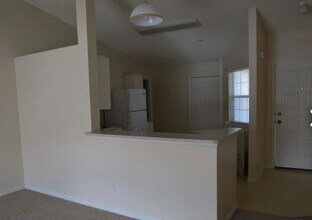 590 Wickham Lakes Dr in Melbourne, FL - Building Photo - Building Photo