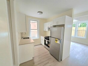 32-64 45th St in Queens, NY - Building Photo - Building Photo