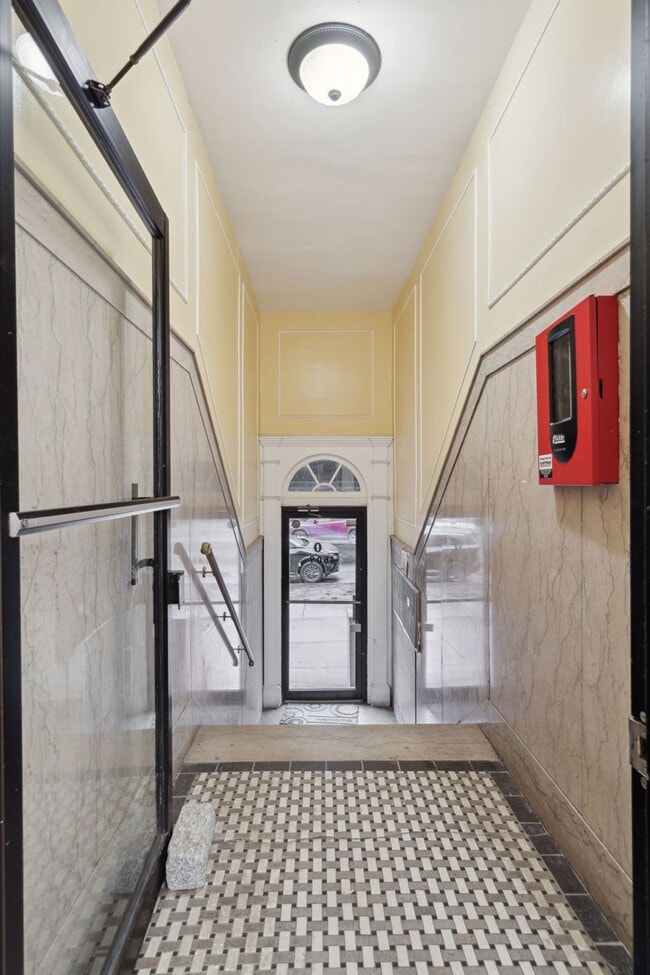 4607-09 Cedar Ave. in Philadelphia, PA - Building Photo - Building Photo