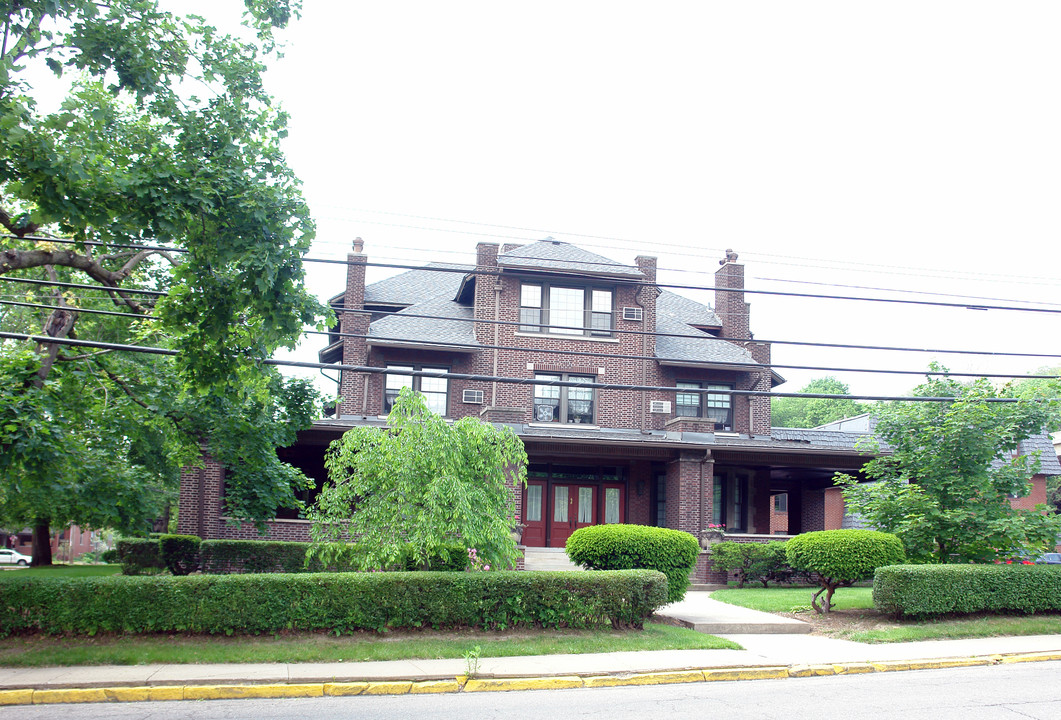 701 4th St in Pittsburgh, PA - Building Photo